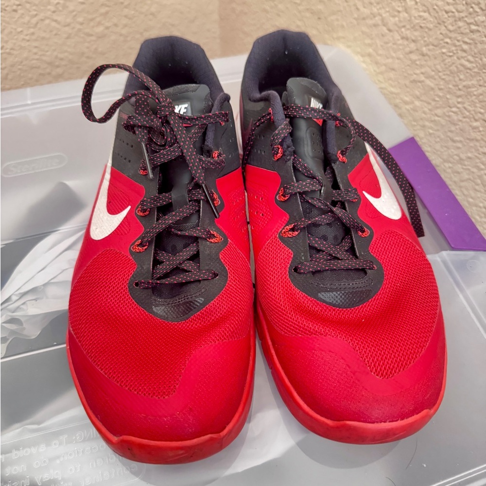 Men’s Nike Red and Black Mecton 2
